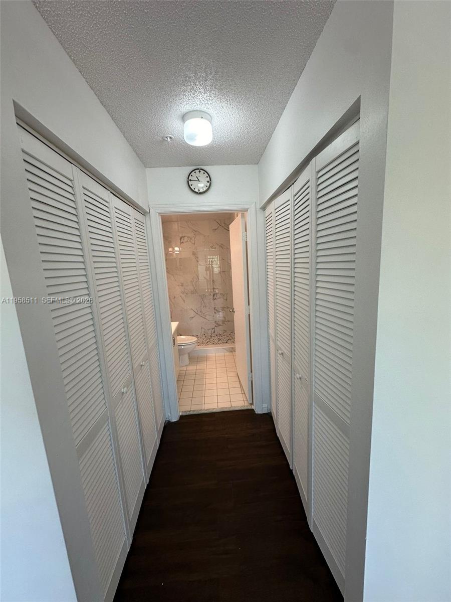 CARRINGTON AT COCONUT CRE - Residential Lease