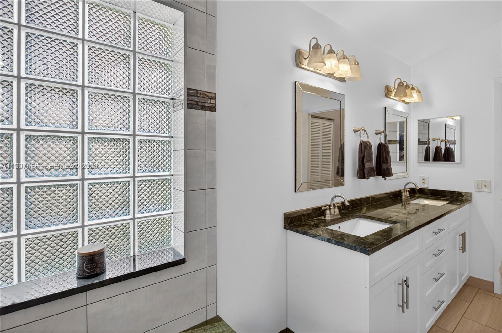 WEST GLEN VILLAGE - Residential