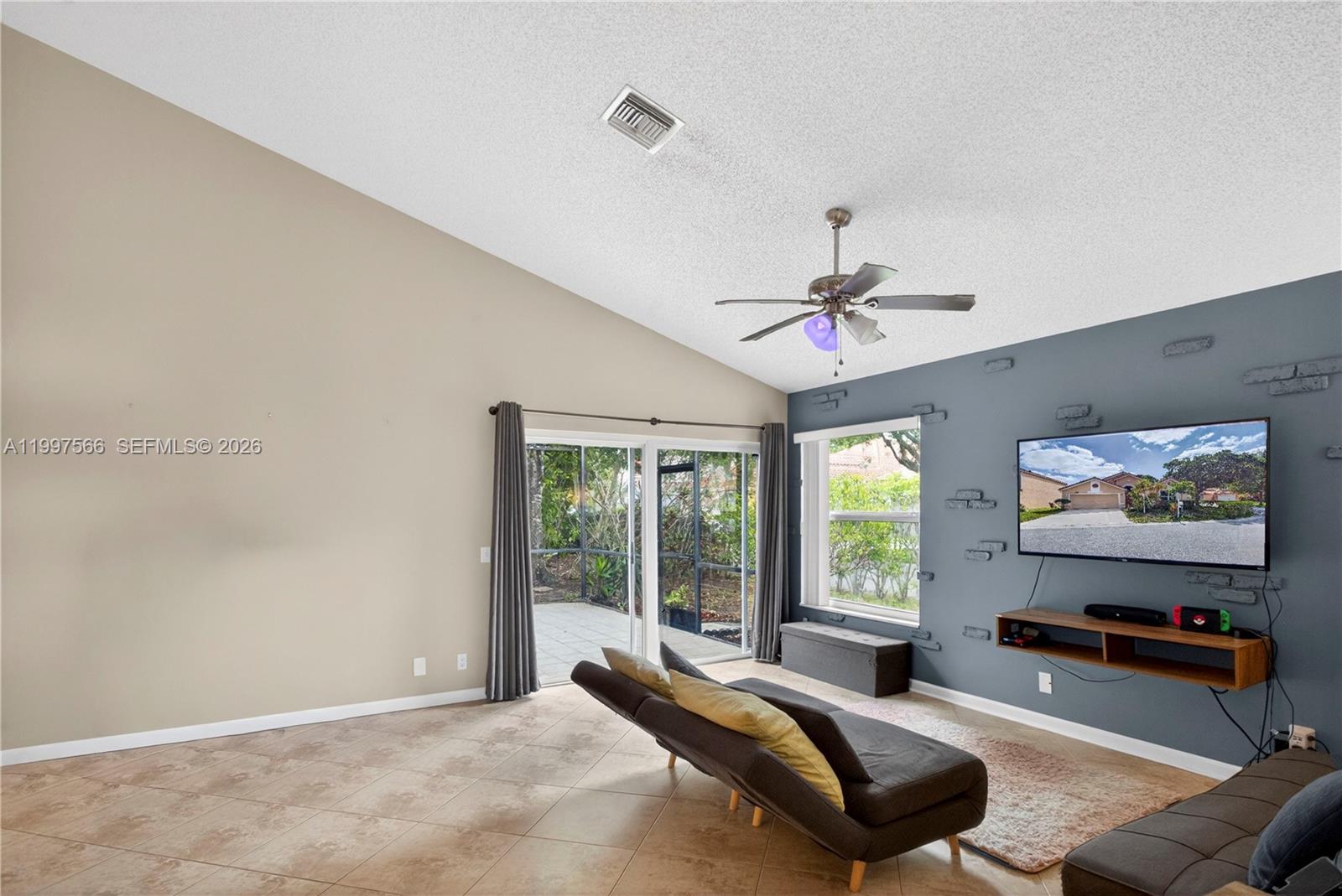 WEST GLEN VILLAGE - Residential