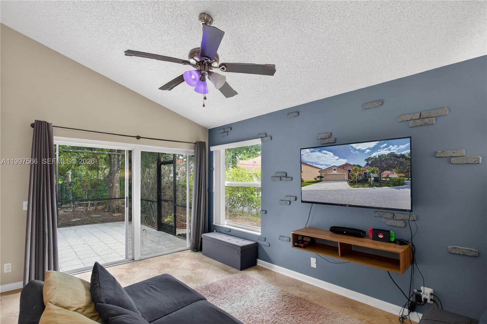 WEST GLEN VILLAGE - Residential