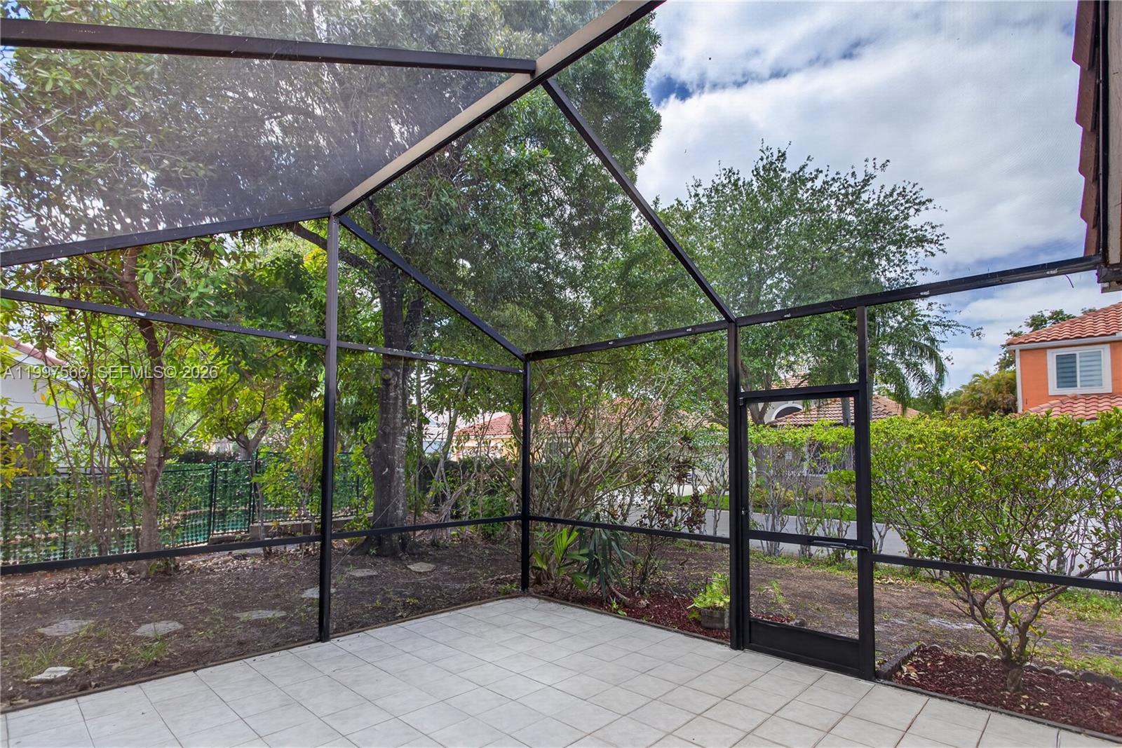 WEST GLEN VILLAGE - Residential