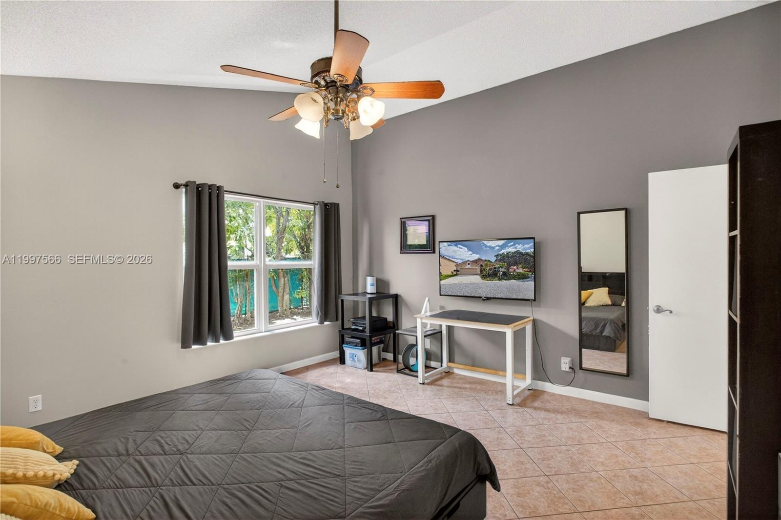 WEST GLEN VILLAGE - Residential