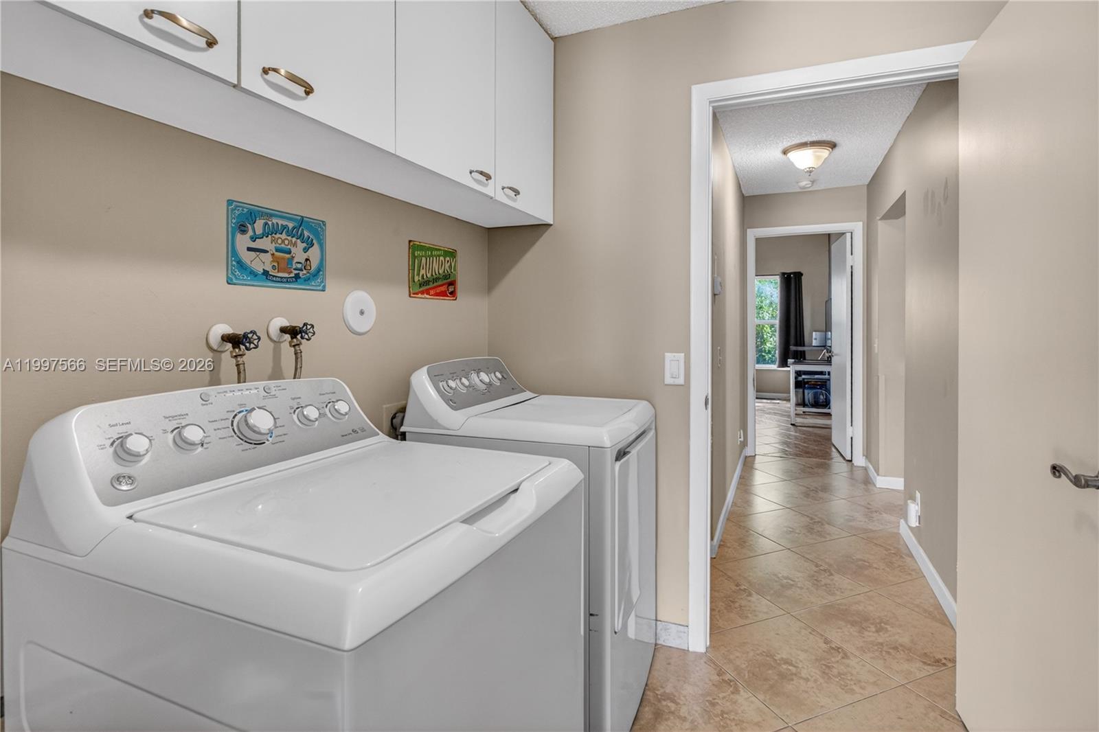 WEST GLEN VILLAGE - Residential