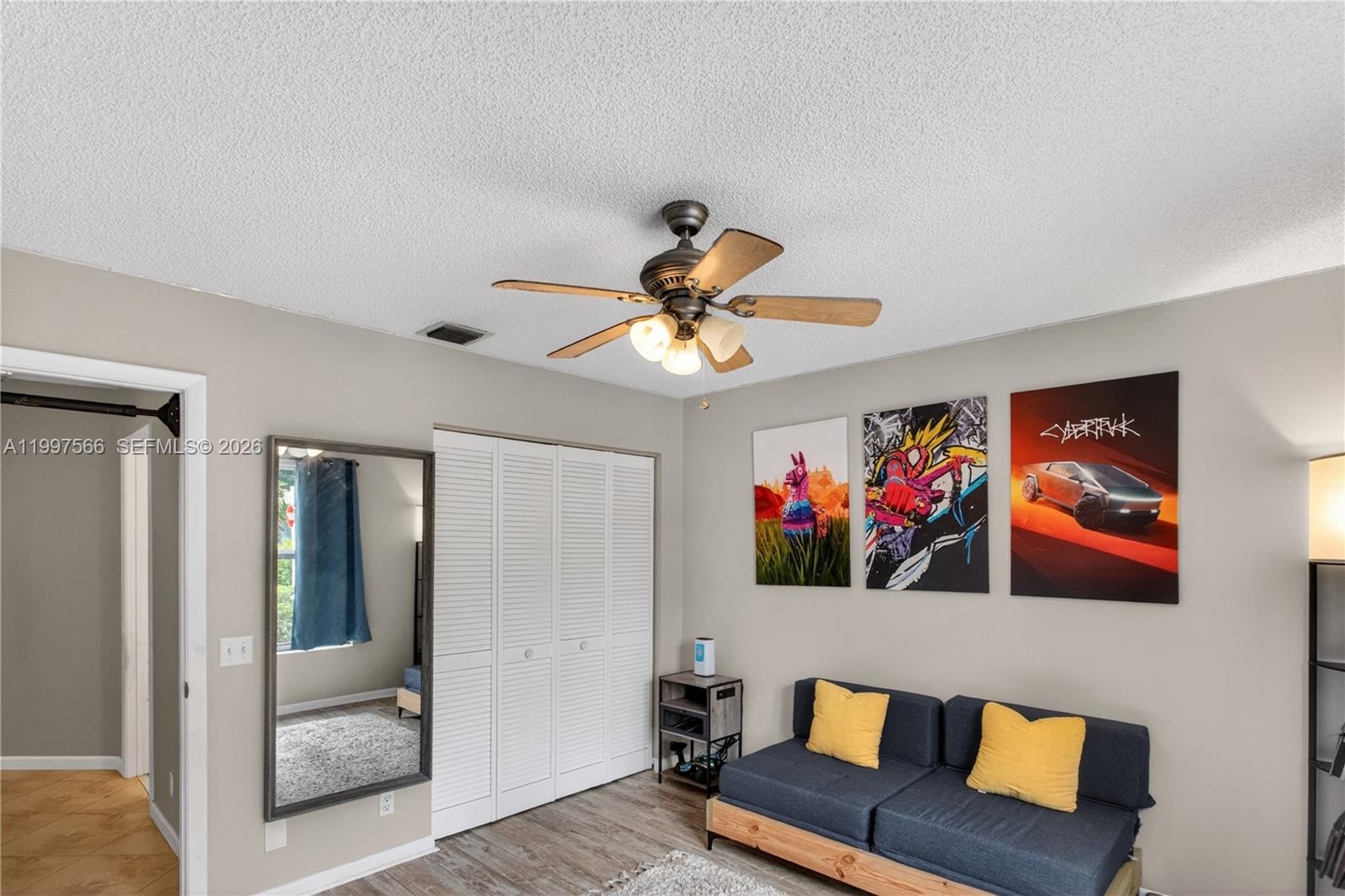 WEST GLEN VILLAGE - Residential