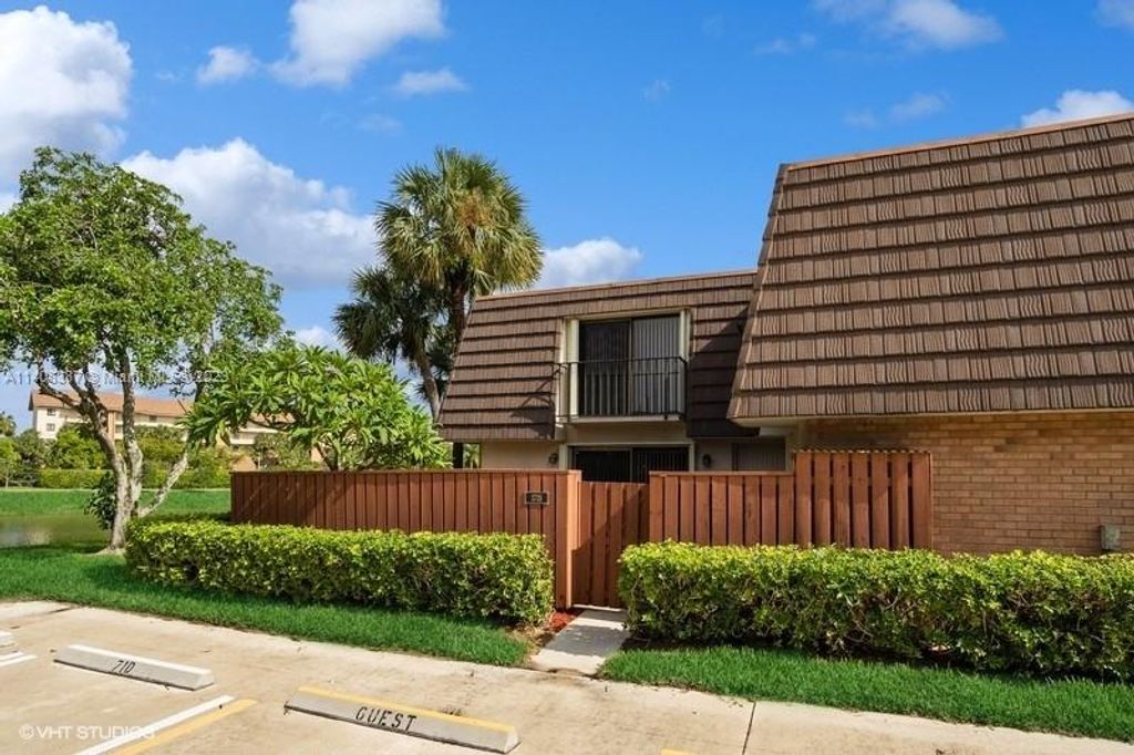 Photo of 1715 17th Ct, Jupiter, FL 33477 (MLS # A11408387)