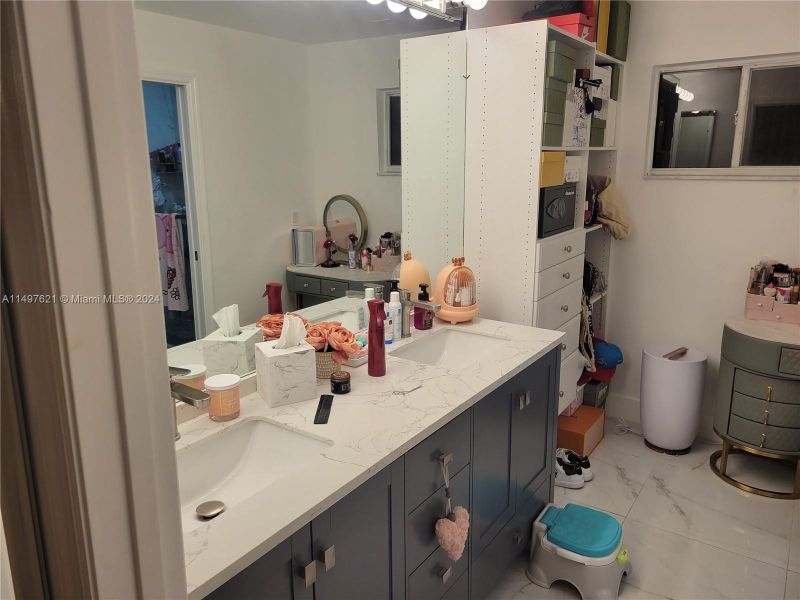 DORAL COVE - Residential Lease