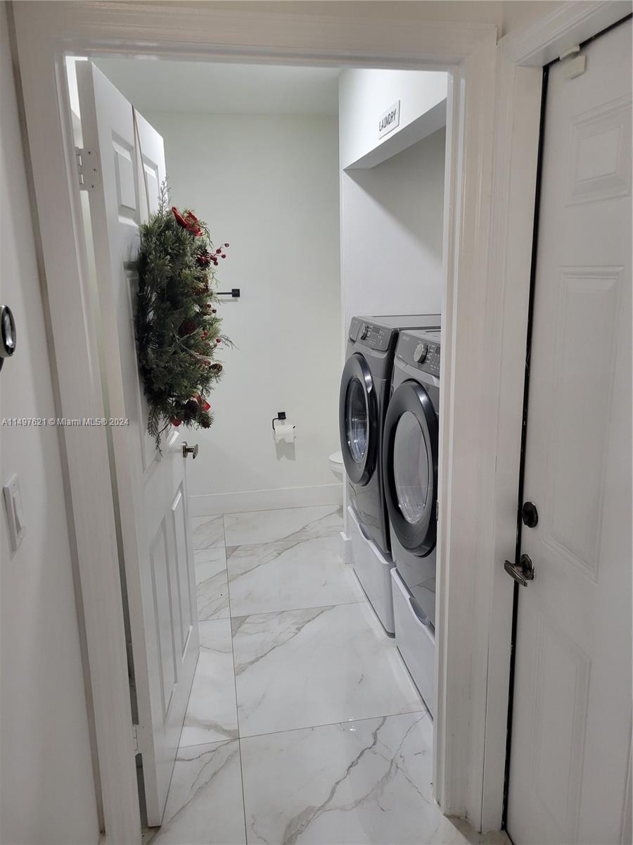 DORAL COVE - Residential Lease