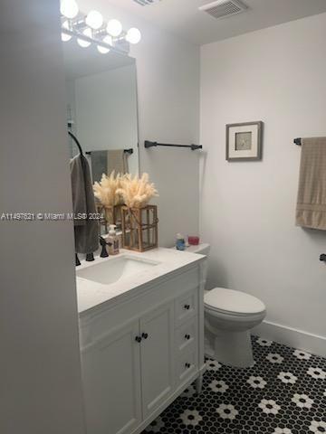 DORAL COVE - Residential Lease