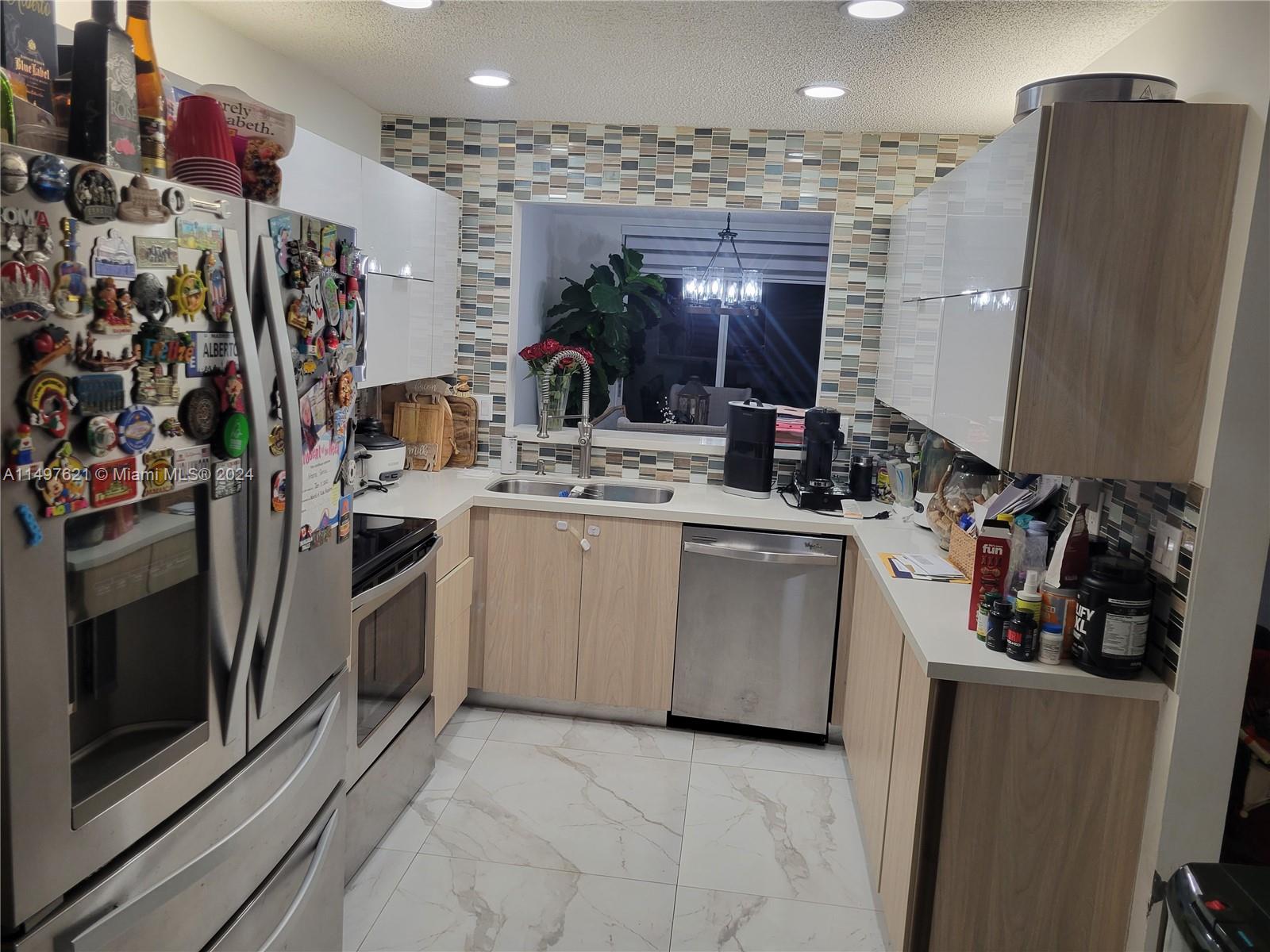 DORAL COVE - Residential Lease