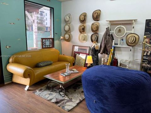 4264 SW 64th Ave Davie FL 33314