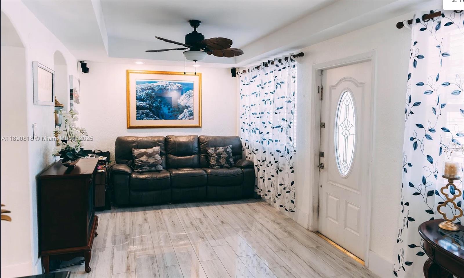 NORTH RIDGE - Residential Lease