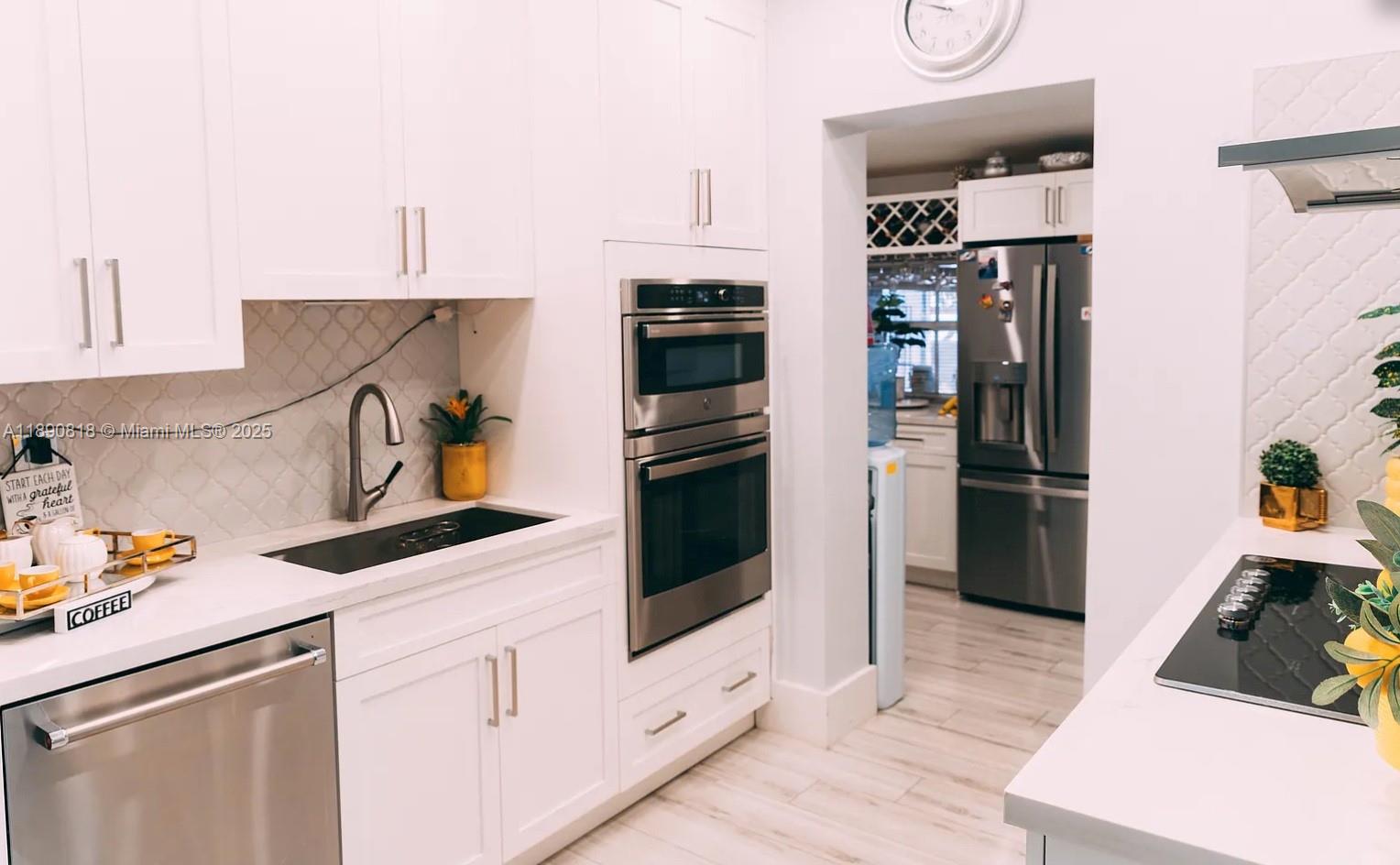 NORTH RIDGE - Residential Lease