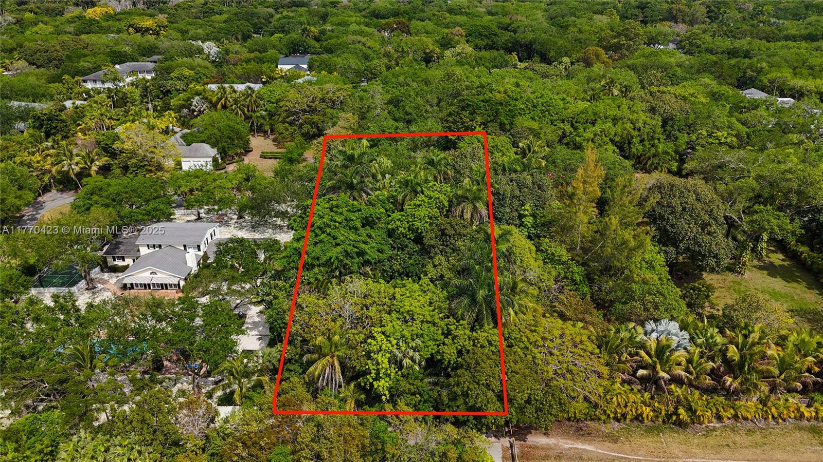 SNAPPER CREEK LAKES SUB - Land