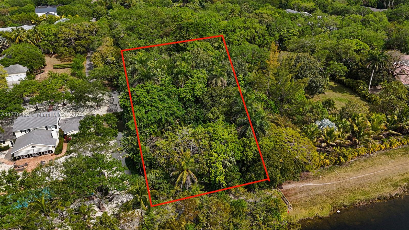 SNAPPER CREEK LAKES SUB - Land