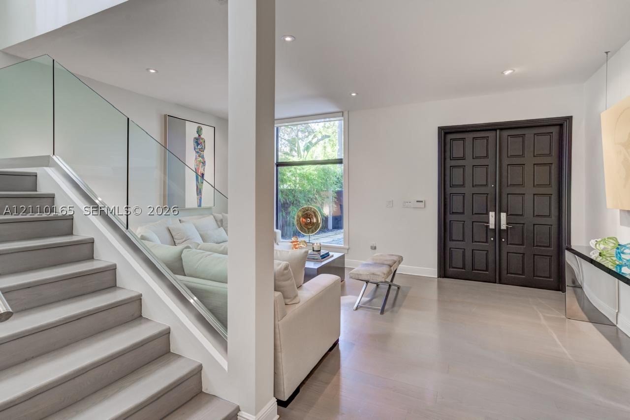 2624 Lincoln Ave 2624