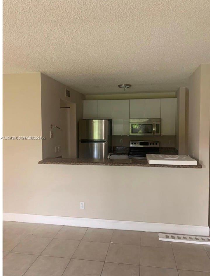 ROYAL PALM PLACE - Residential