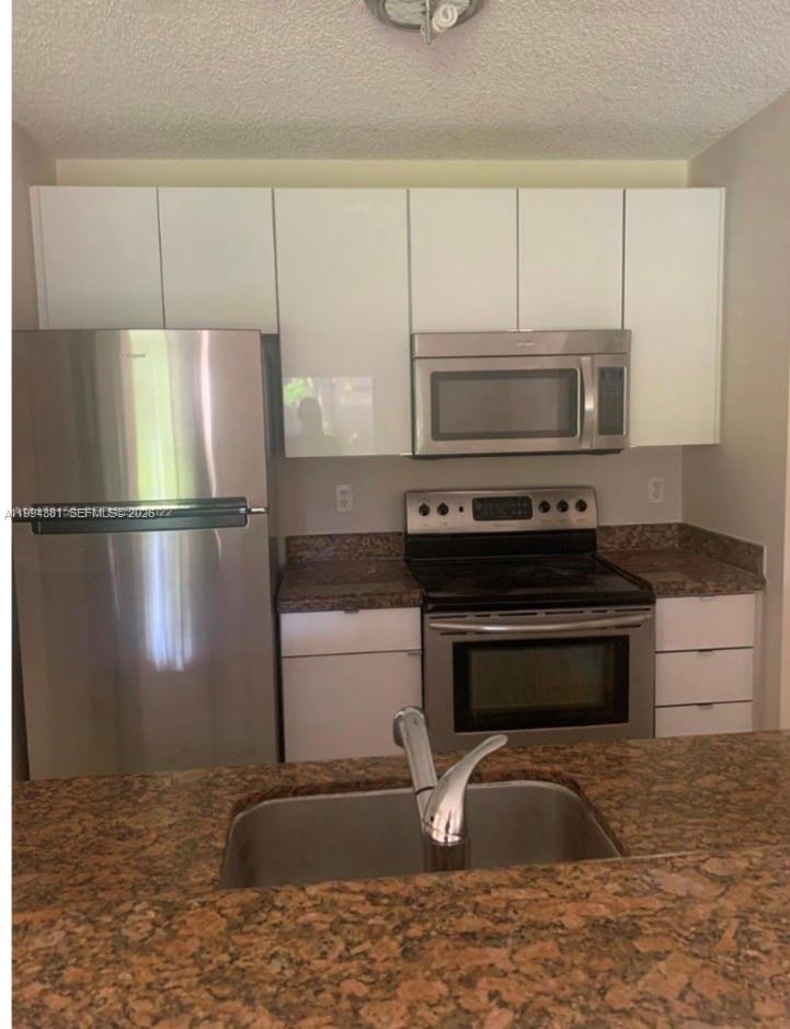 ROYAL PALM PLACE - Residential