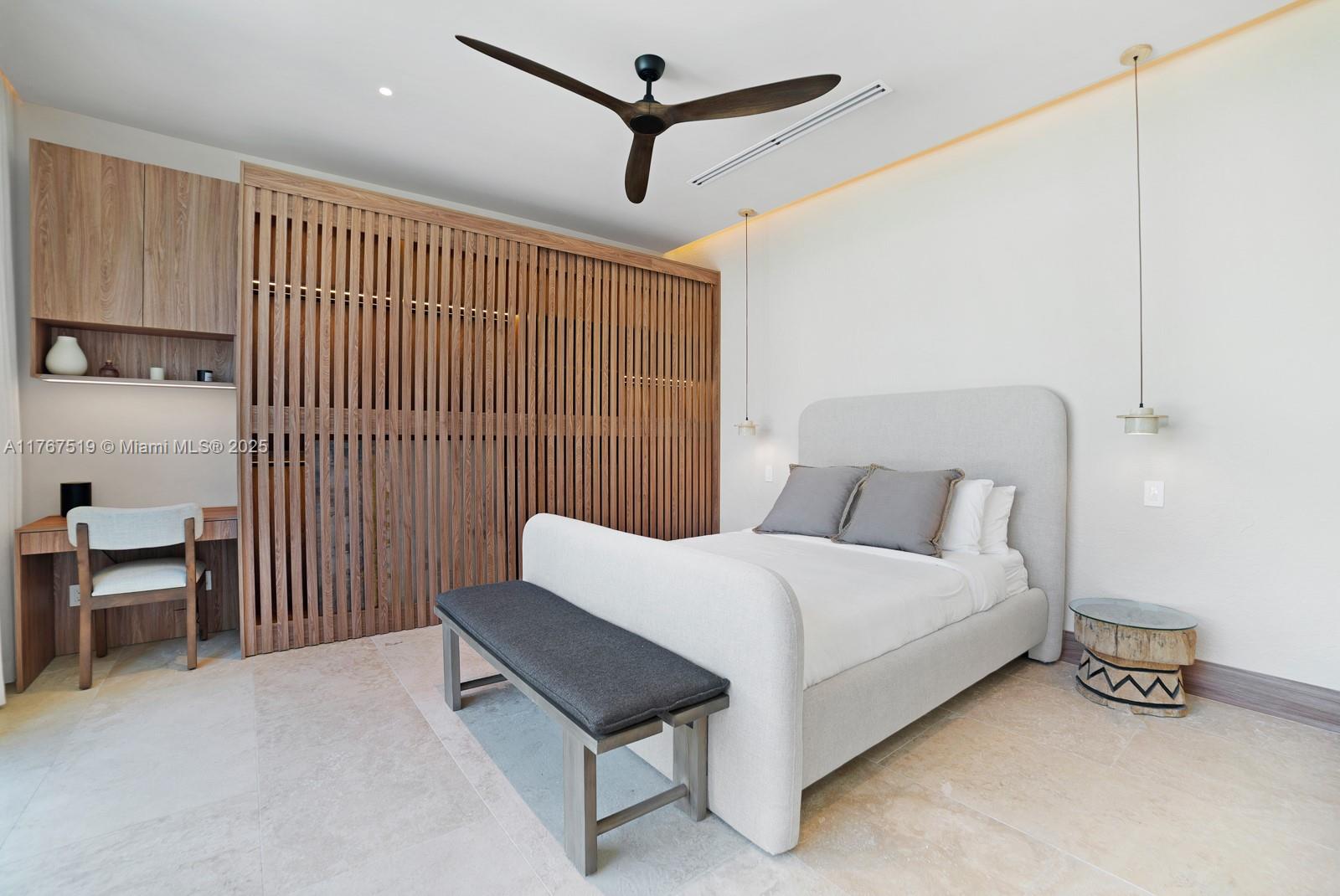 MARTIN SUBURBAN ACRES - Residential