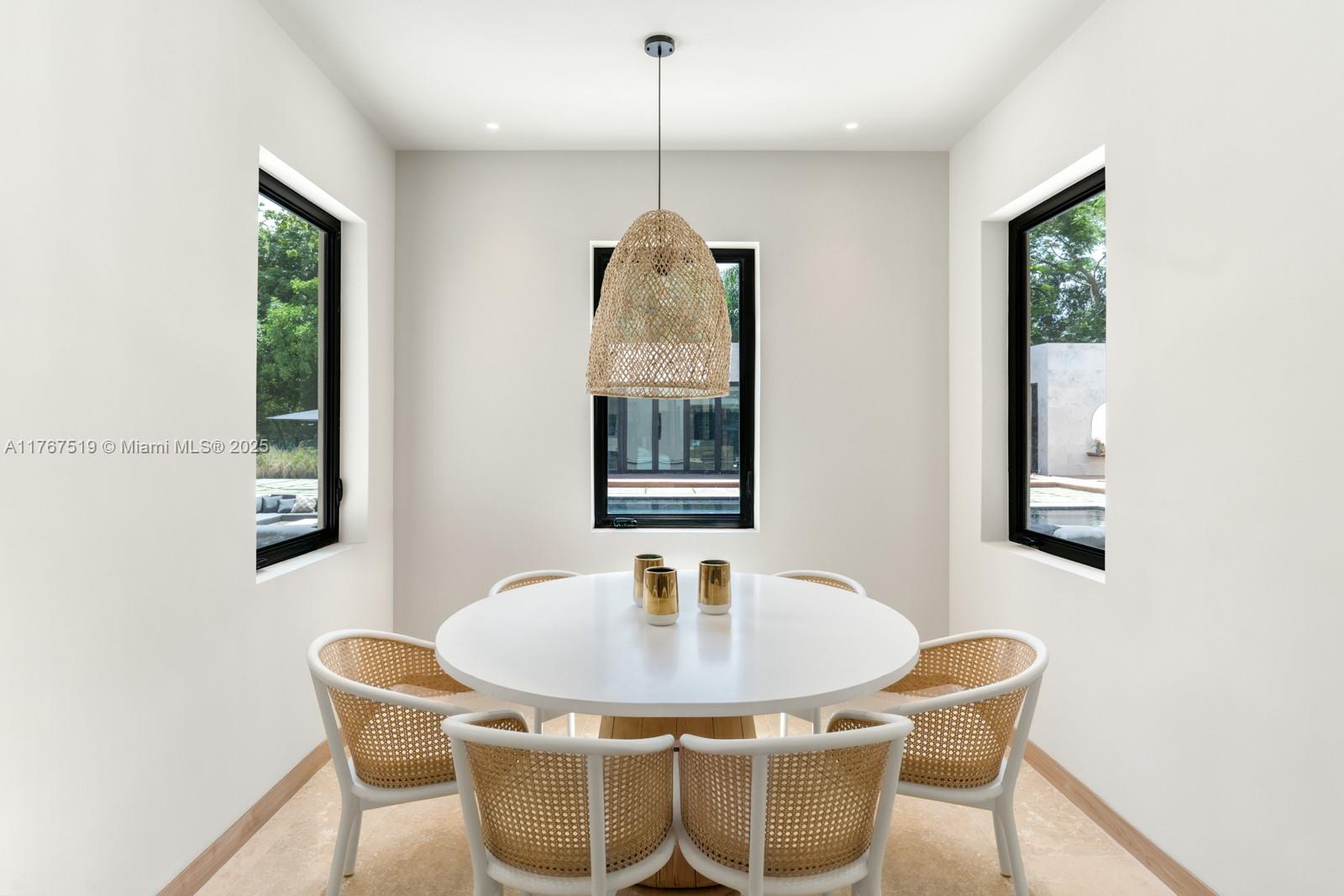 MARTIN SUBURBAN ACRES - Residential