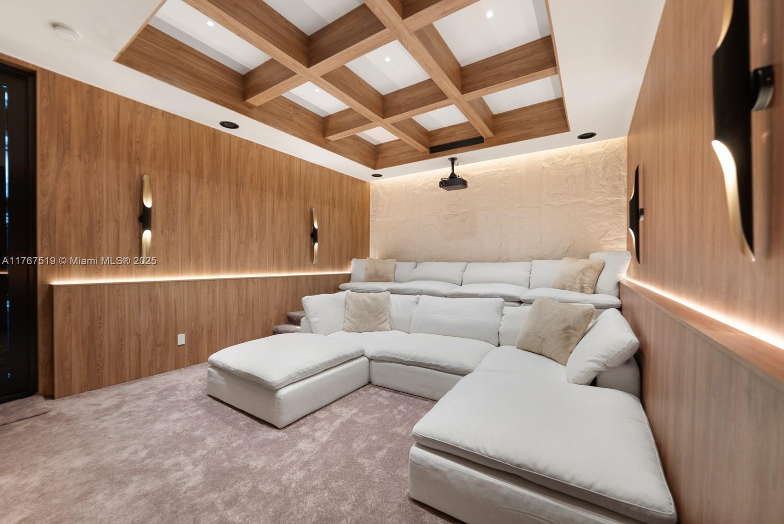 MARTIN SUBURBAN ACRES - Residential