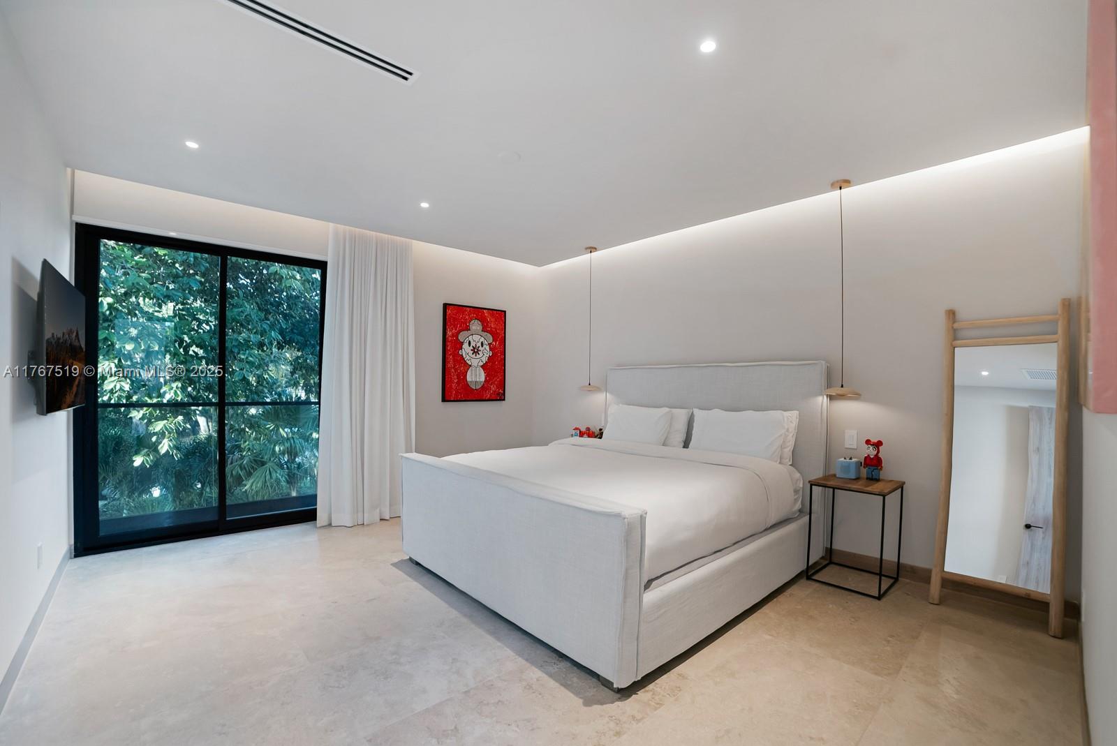 MARTIN SUBURBAN ACRES - Residential