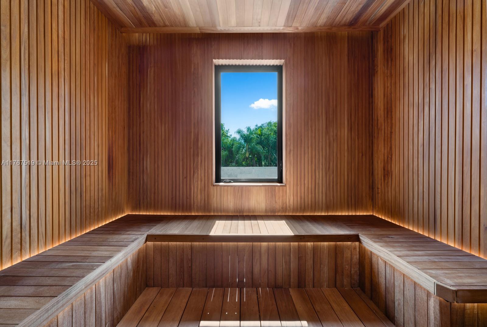 MARTIN SUBURBAN ACRES - Residential