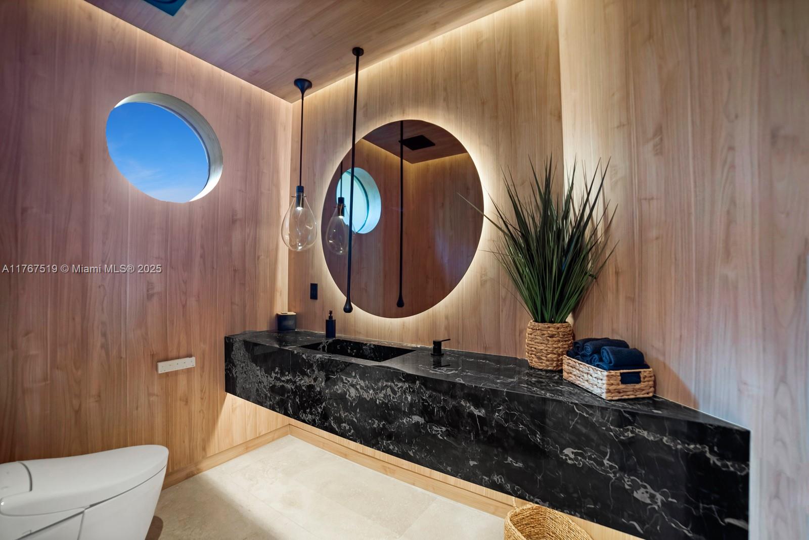 MARTIN SUBURBAN ACRES - Residential