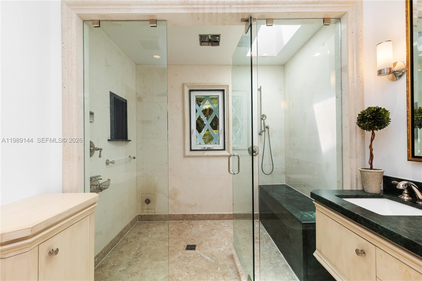 COCONUT GROVE PK 2ND AMD - Residential