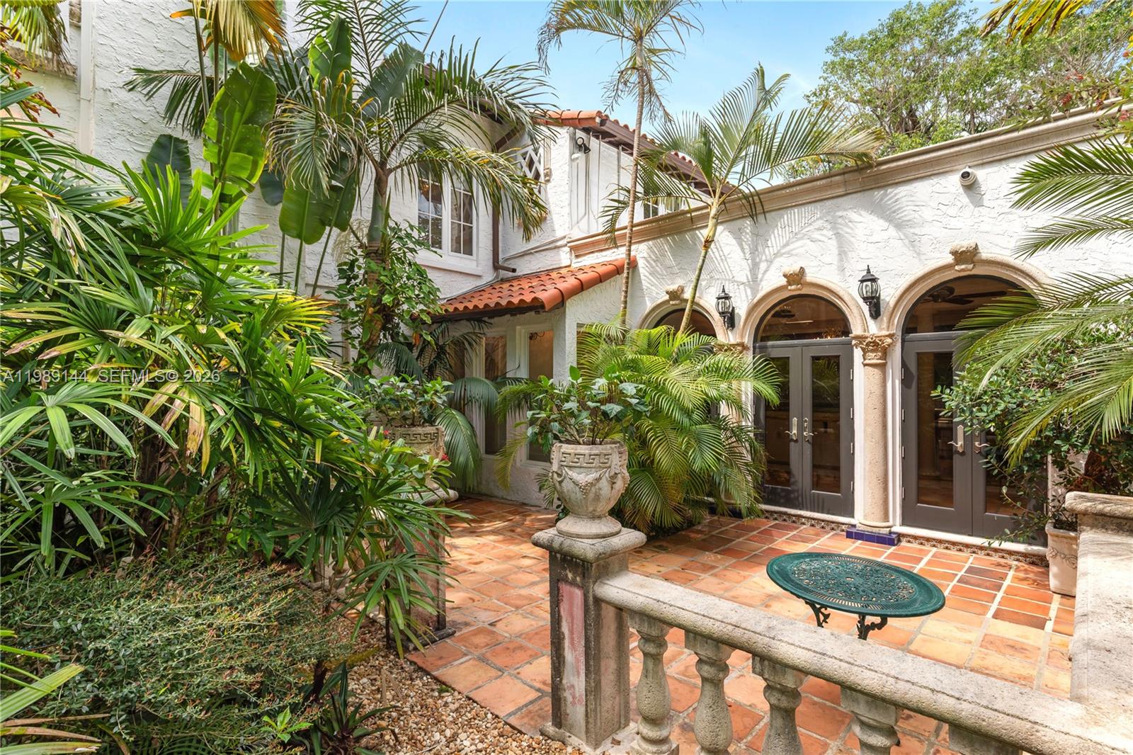 COCONUT GROVE PK 2ND AMD - Residential