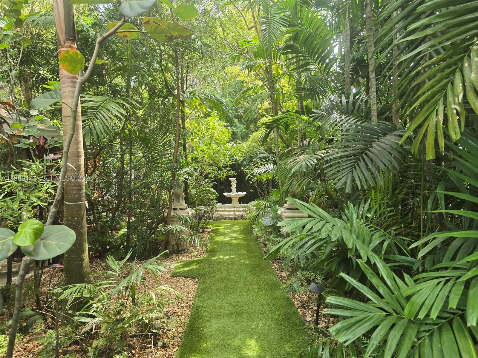 COCONUT GROVE PK 2ND AMD - Residential