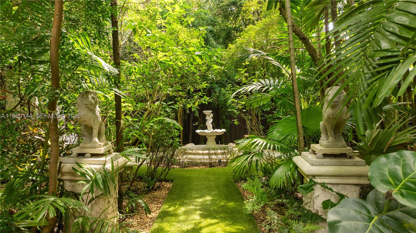 COCONUT GROVE PK 2ND AMD - Residential