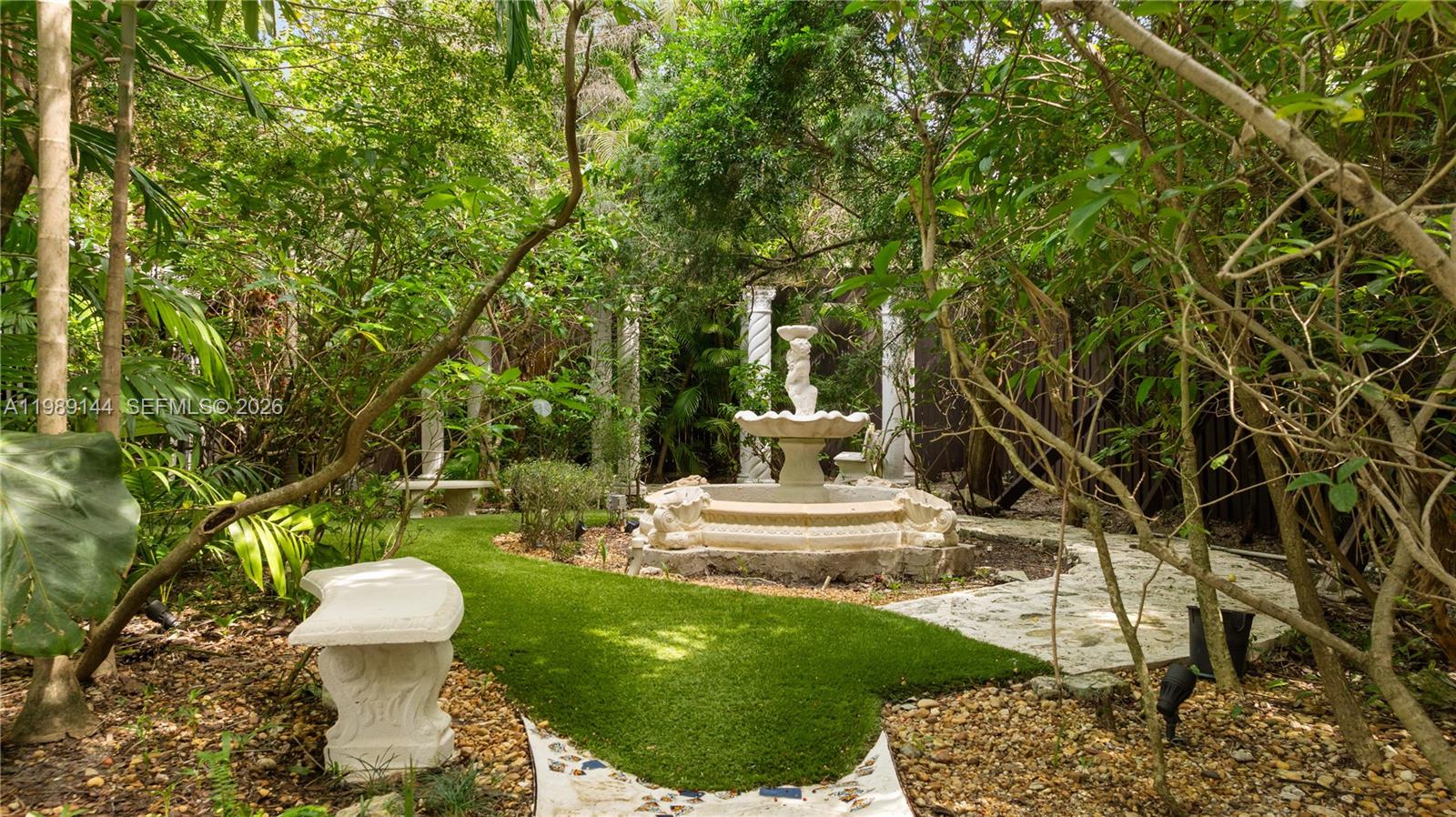 COCONUT GROVE PK 2ND AMD - Residential