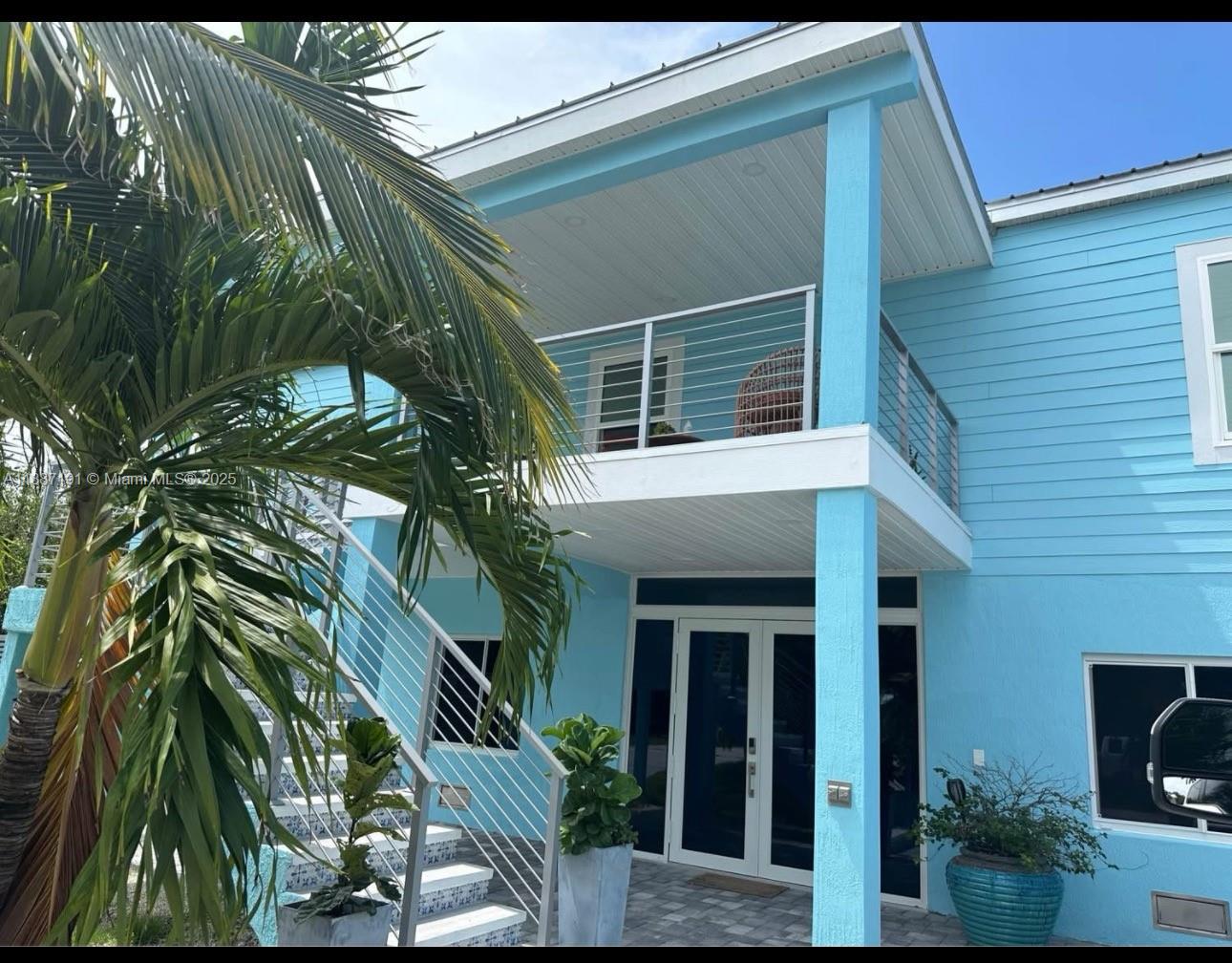 COCO PLUM BEACH - Residential Lease