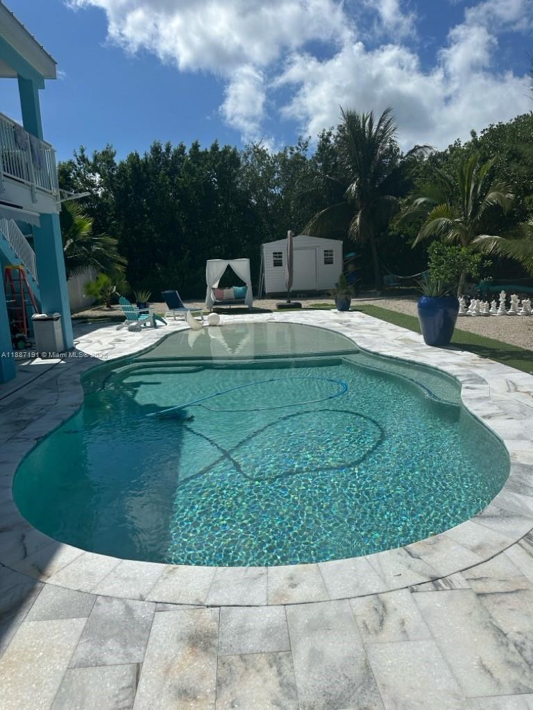 COCO PLUM BEACH - Residential Lease