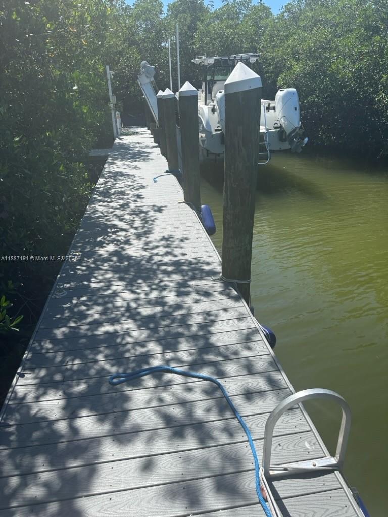 COCO PLUM BEACH - Residential Lease