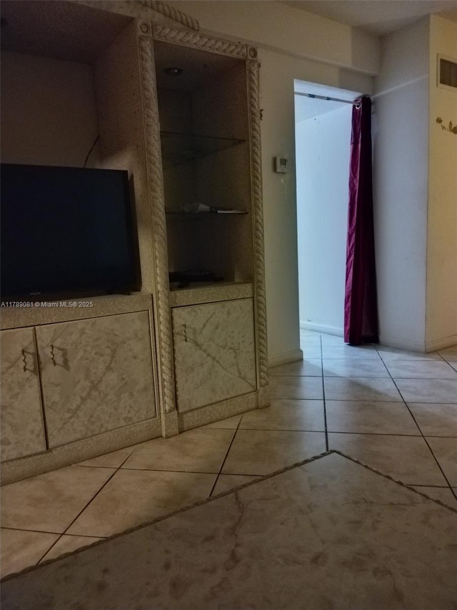 WINFIELD GARDENS SOUTH CO - Residential