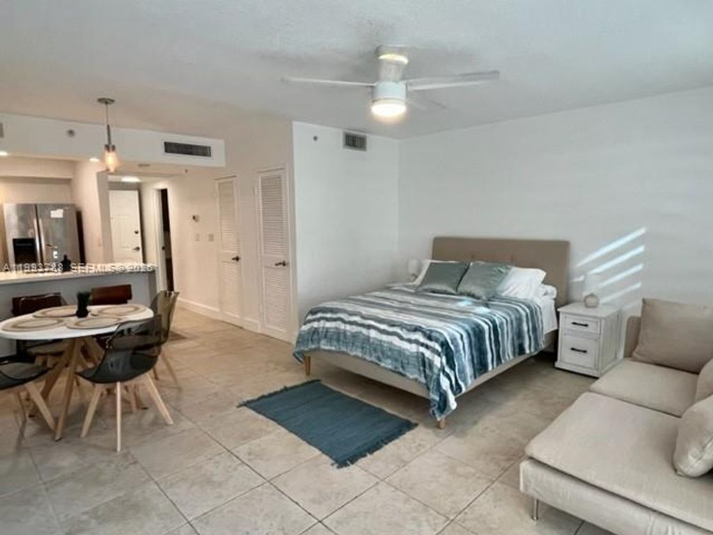 Photo of 2501 S Ocean Dr #L16 (AVAILABLE MAY 1, Hollywood, FL 33019 (MLS # A11993788)