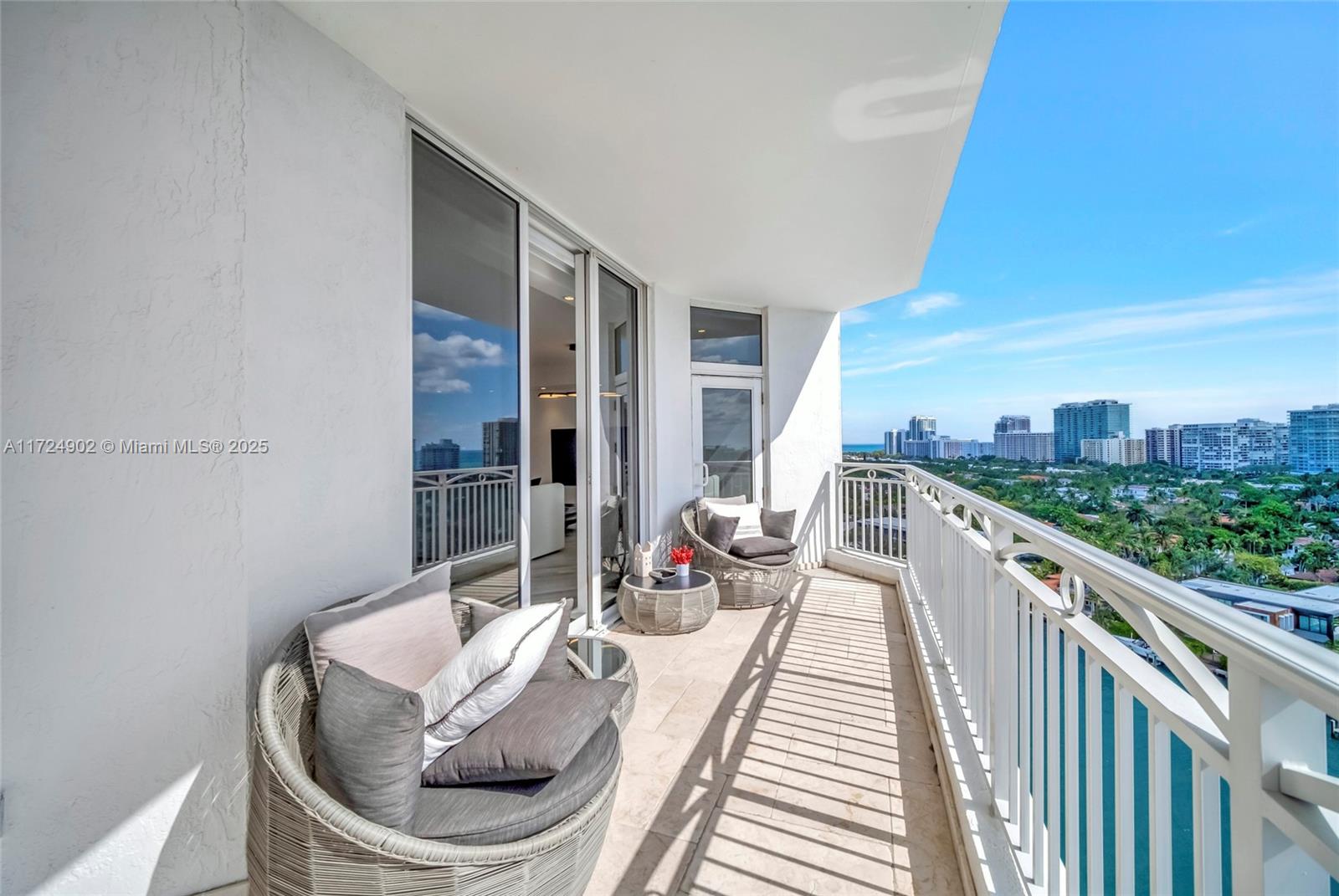 CARROLL WALK CONDO - Residential