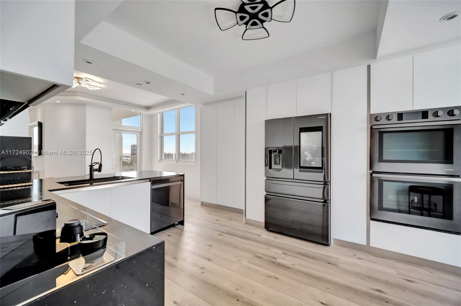 CARROLL WALK CONDO - Residential