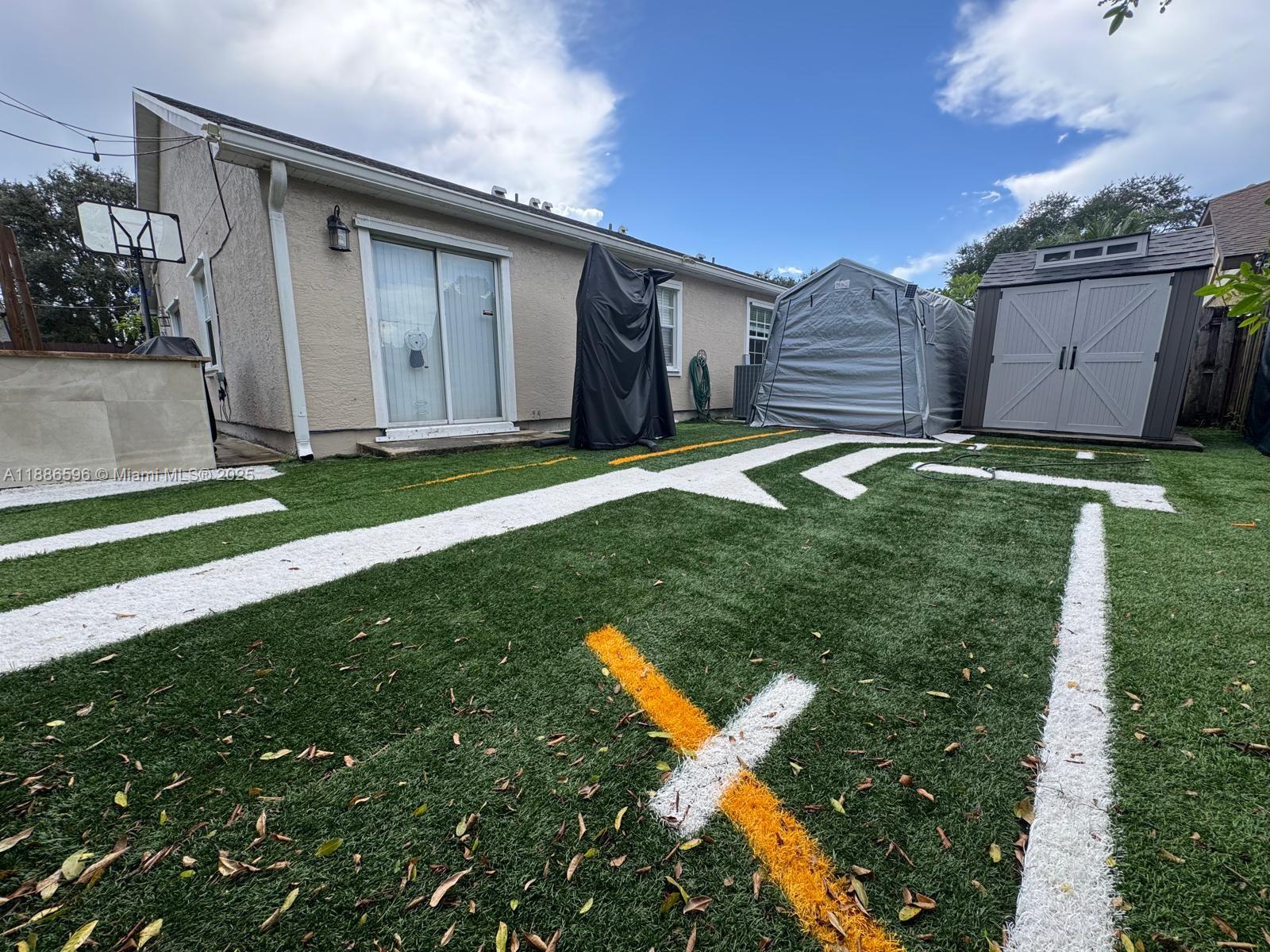 BOCA HEIGHTS PATIO HOMES - Residential Lease