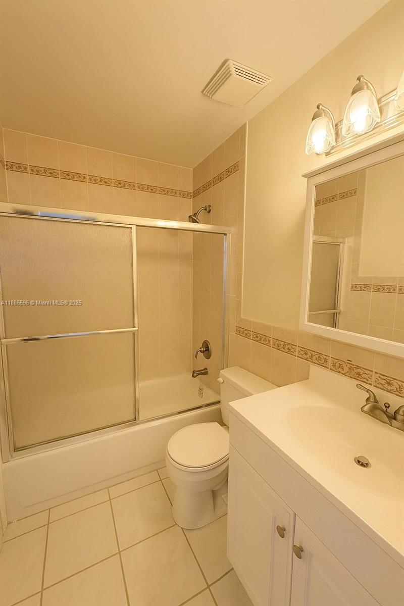 BOCA HEIGHTS PATIO HOMES - Residential Lease
