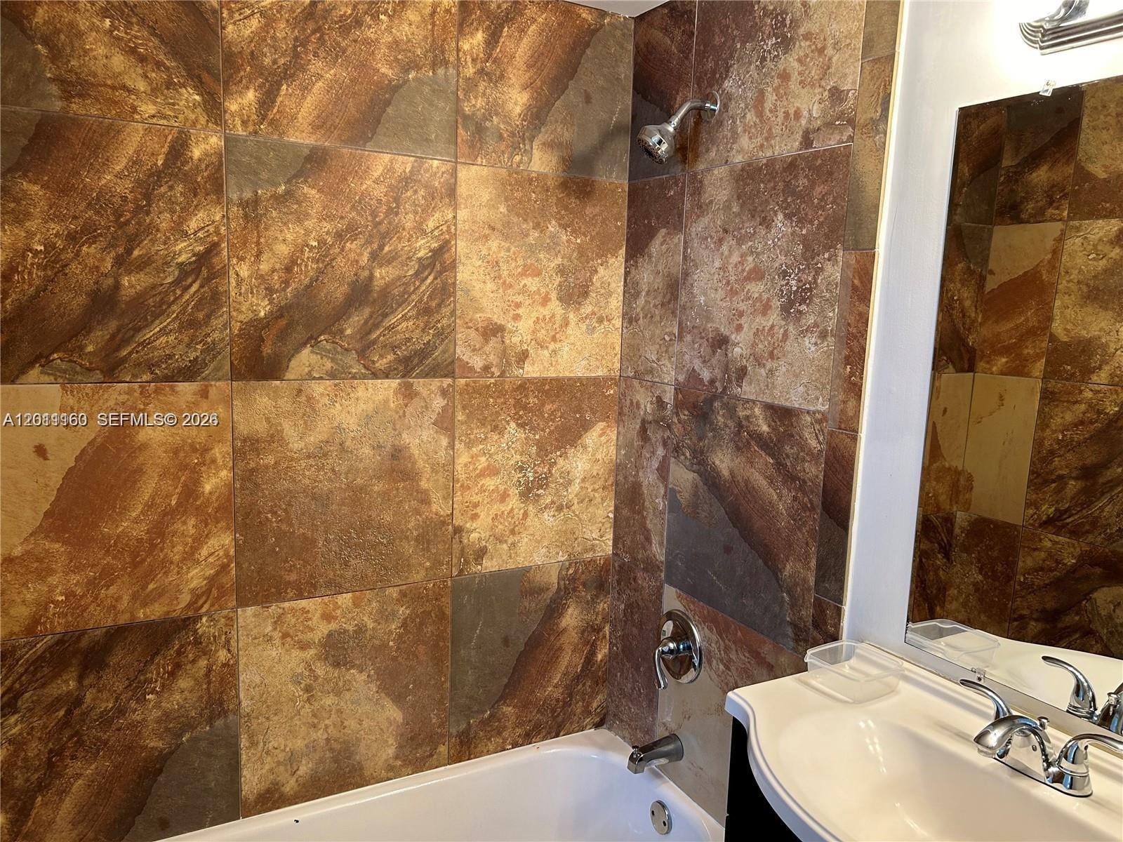VILLAS DE TUSCANY CONDO - Residential