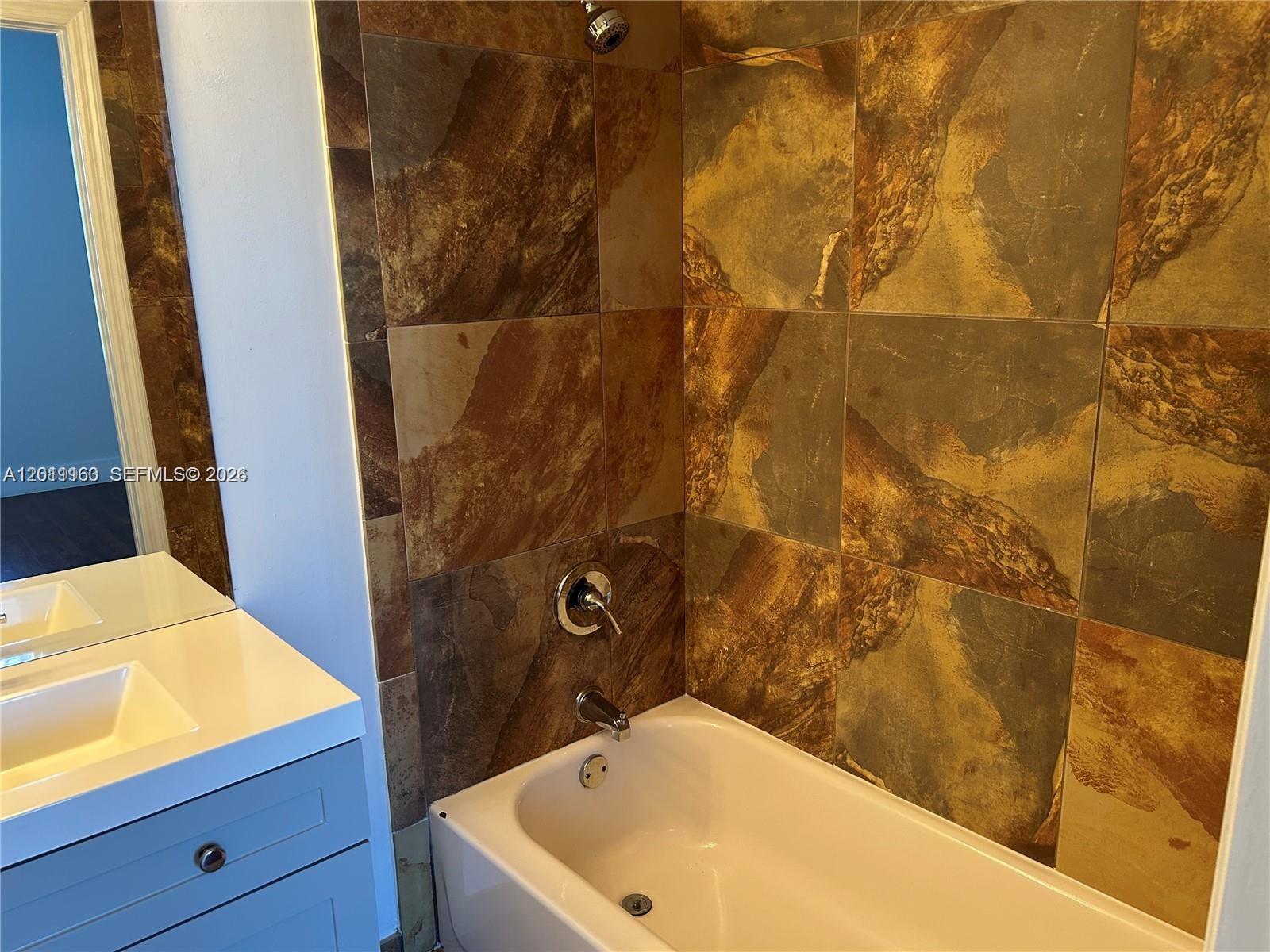 VILLAS DE TUSCANY CONDO - Residential