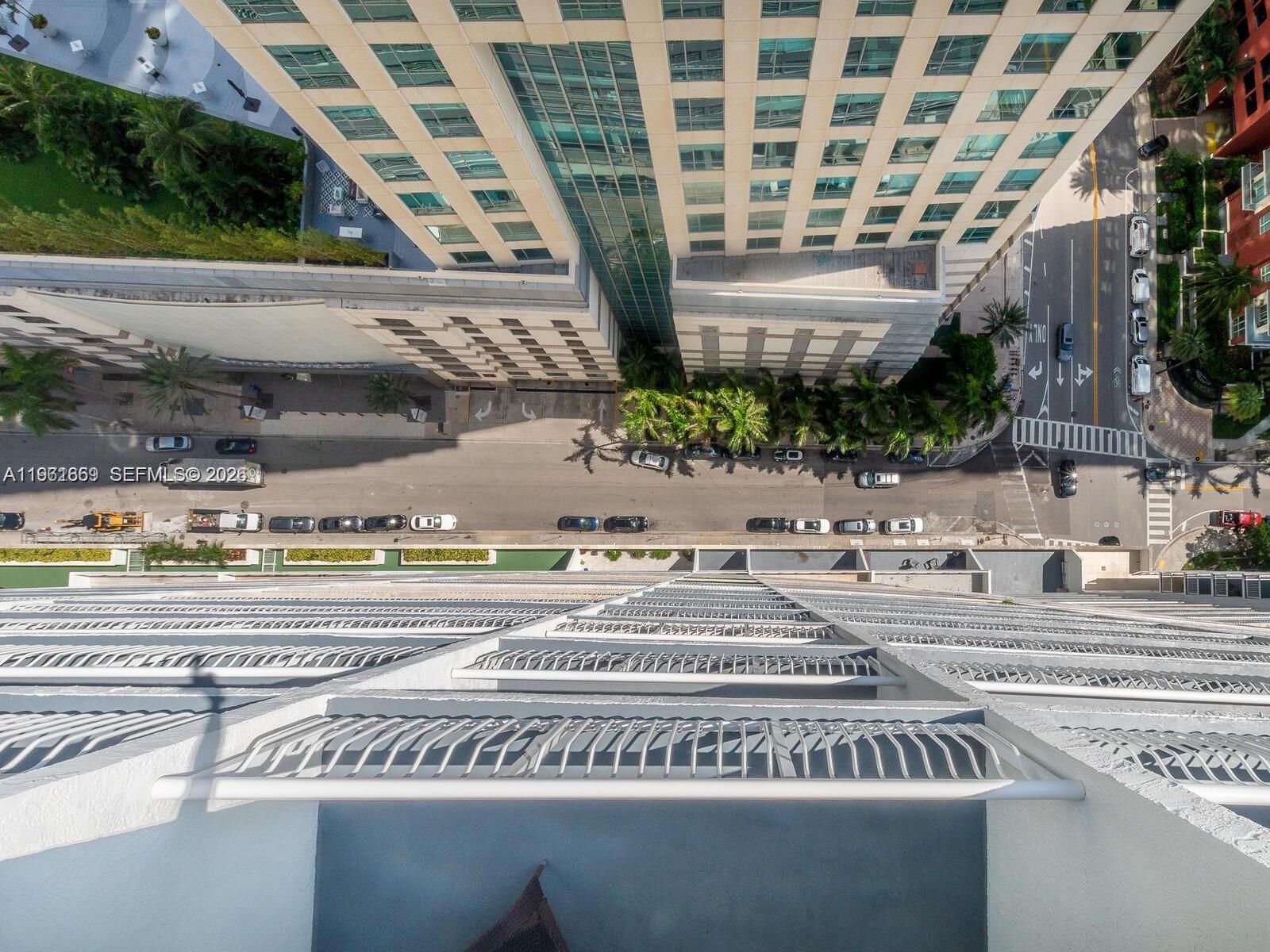 THE CLUB AT BRICKELL BAY - Residential Lease