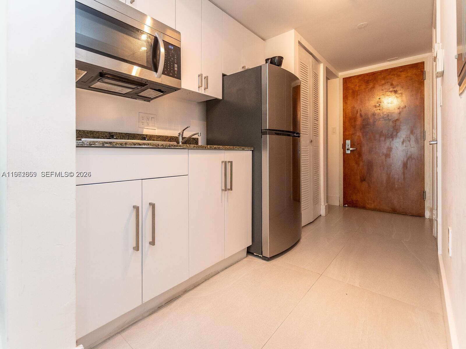 THE CLUB AT BRICKELL BAY - Residential Lease
