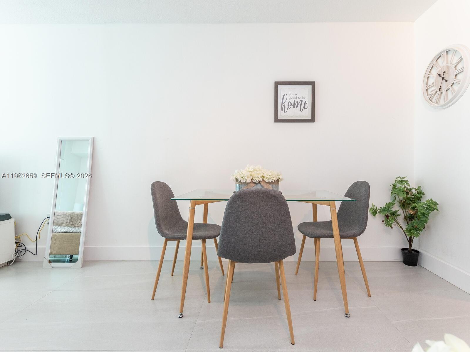 THE CLUB AT BRICKELL BAY - Residential Lease
