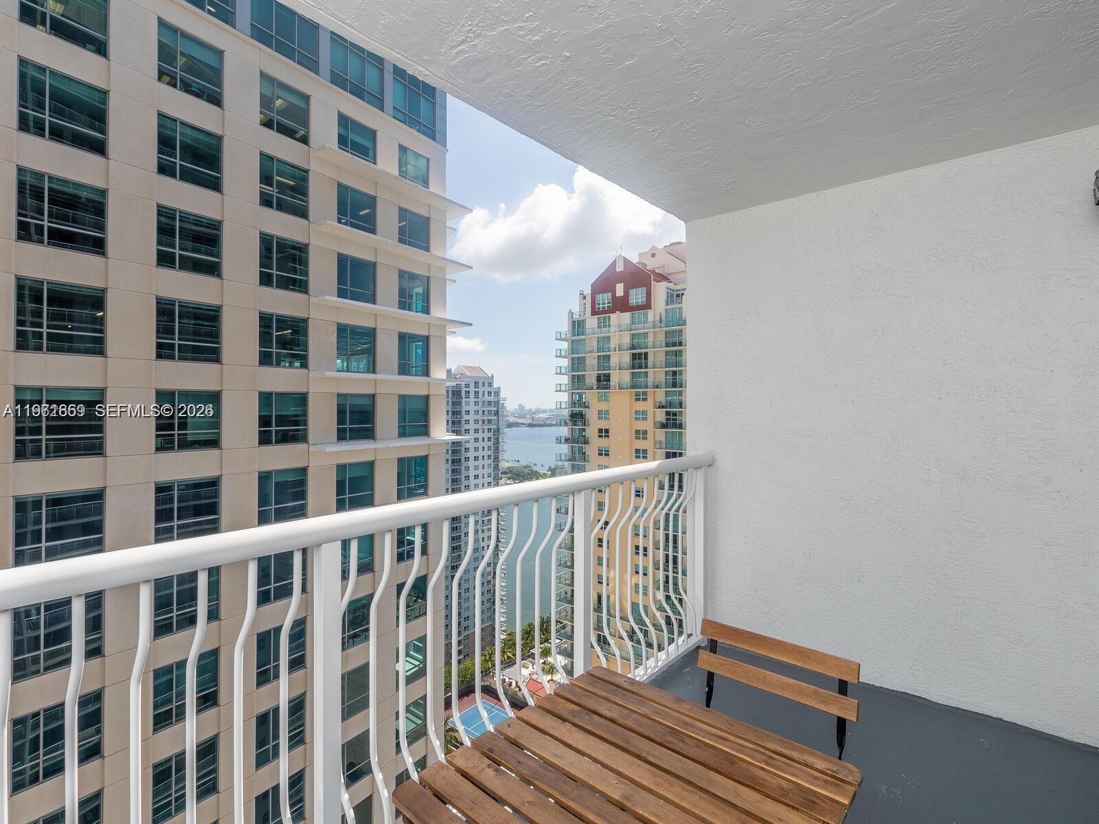 THE CLUB AT BRICKELL BAY - Residential Lease