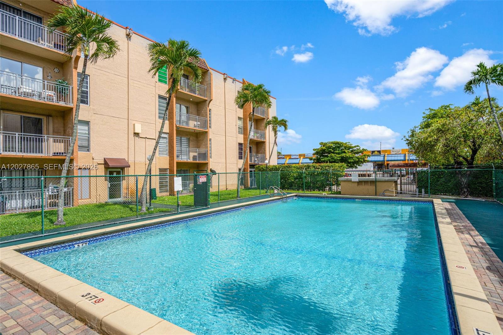 SUNSET VILLAS CONDO - Residential