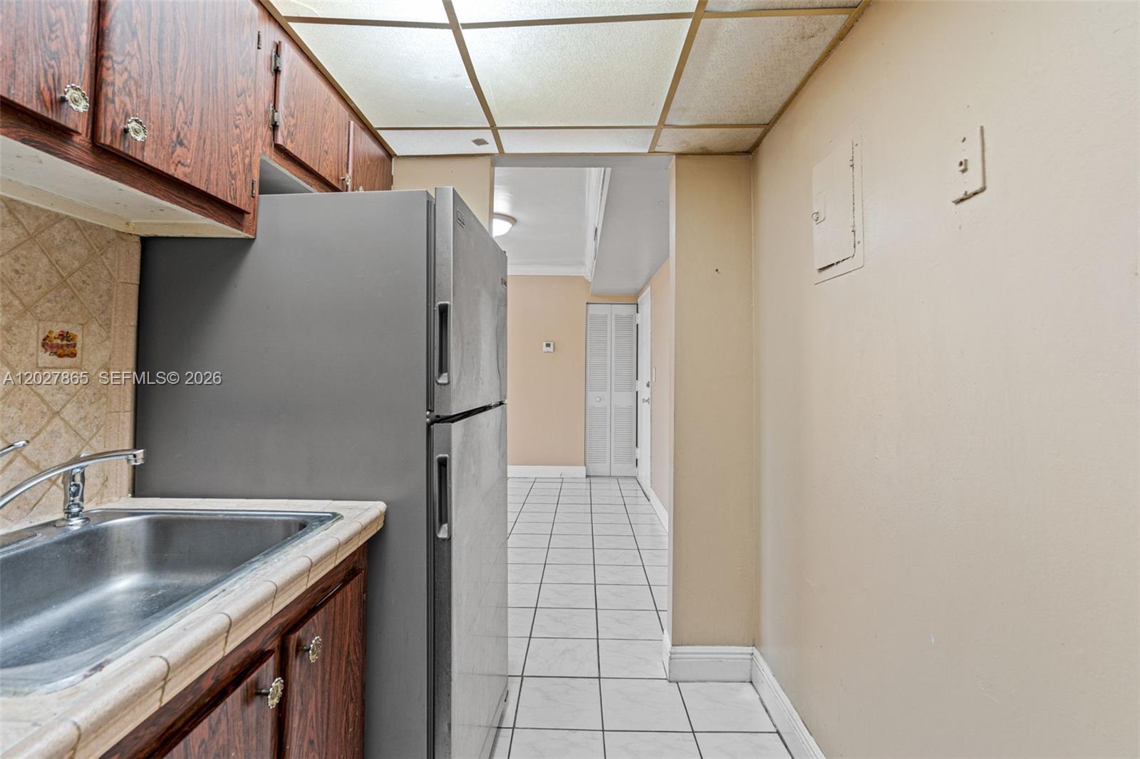 SUNSET VILLAS CONDO - Residential