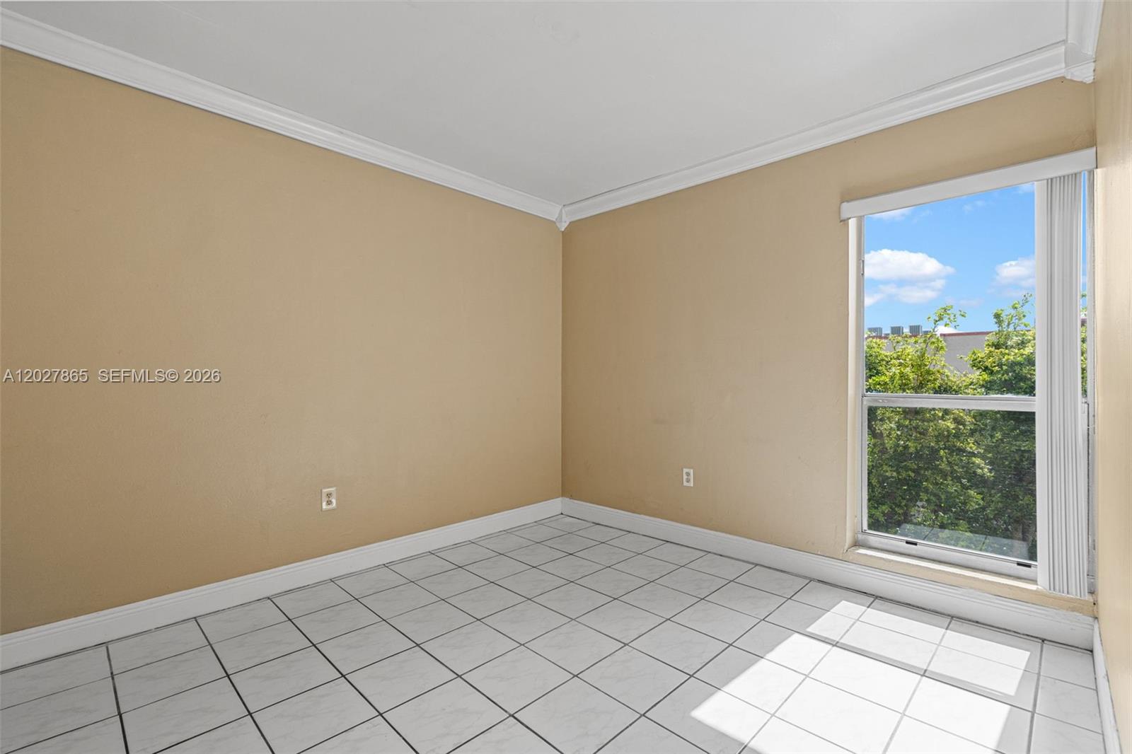 SUNSET VILLAS CONDO - Residential